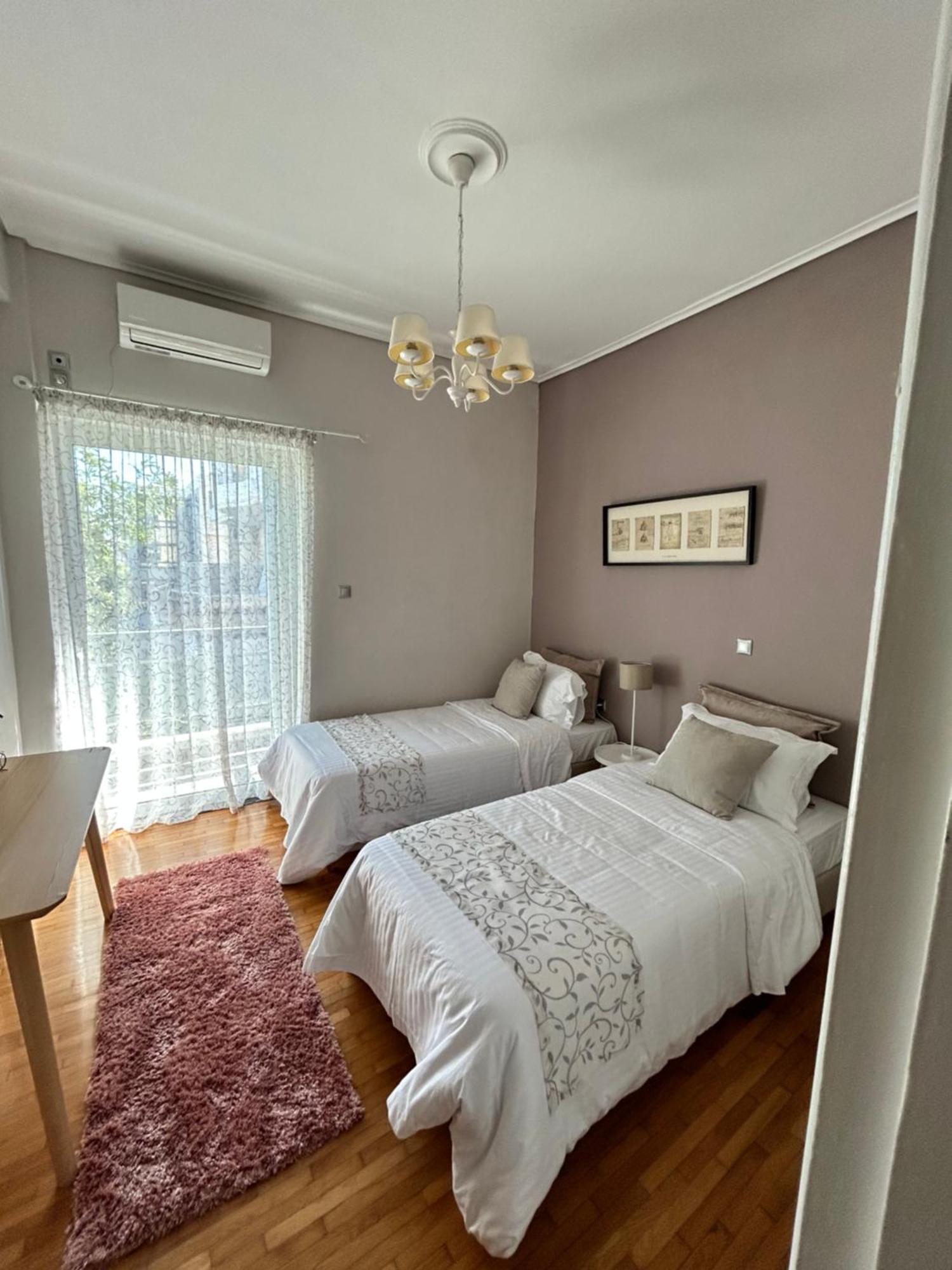 Beautiful Apartment Next To Metro Station Athens Exterior photo